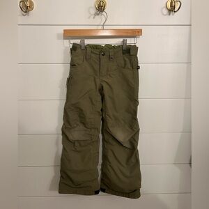 BURTON BARNSTORM 2L PANT SNOWPANTS
-BOYS' OLIVE GREEN
XS (5/6)